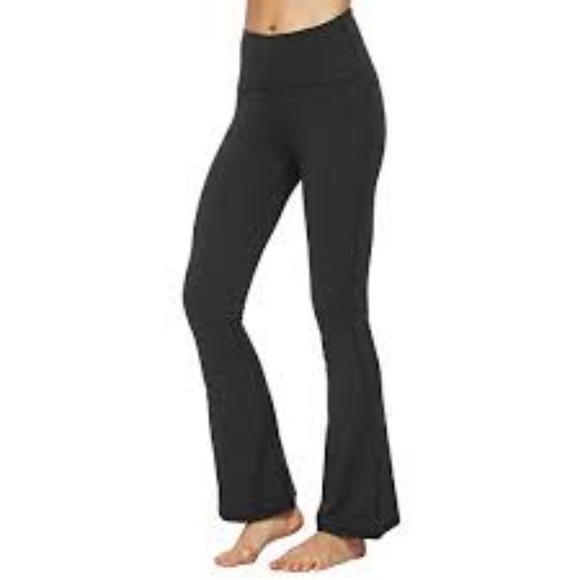 fit and flare yoga pants